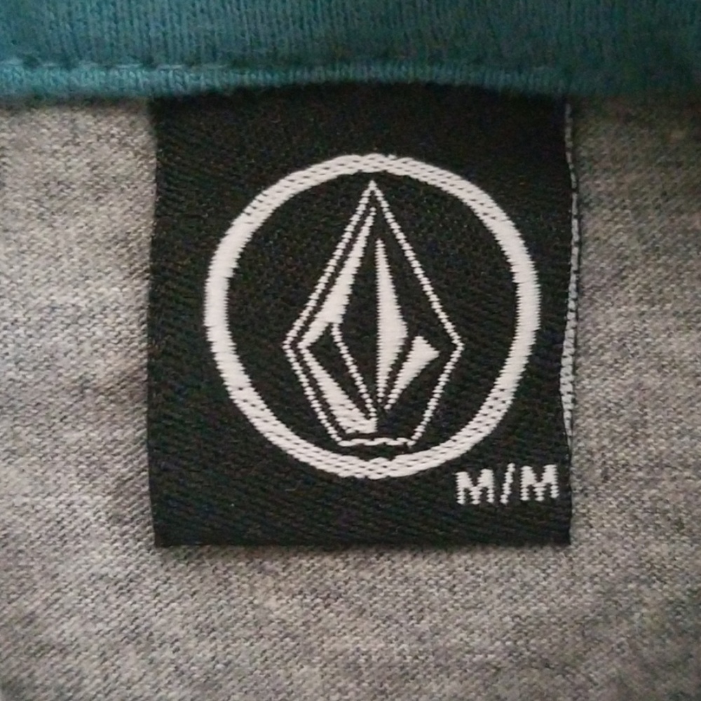 Volcom Pullover Sweatshirt - Picture 2 of 3